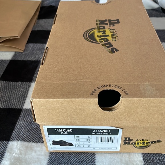 Dr. Martens leather platform shoes NEW - Picture 3 of 4